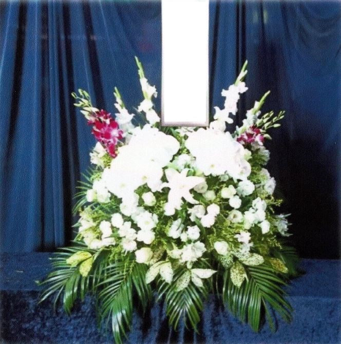 供花 02(洋花)白系<デジタルメッセージを添えることが出来ます>
