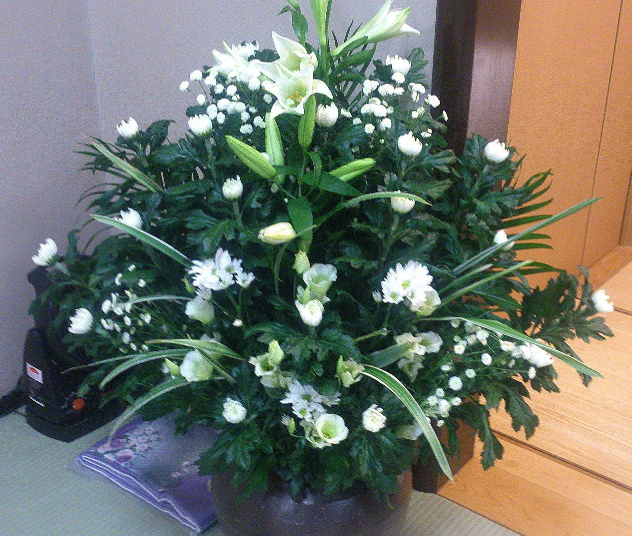 枕花 Mサイズ(洋花)<デジタルメッセージを添えることが出来ます>