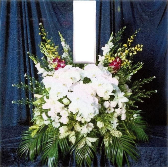 供花 03（洋花）白系＜デジタルメッセージを添えることが出来ます＞
